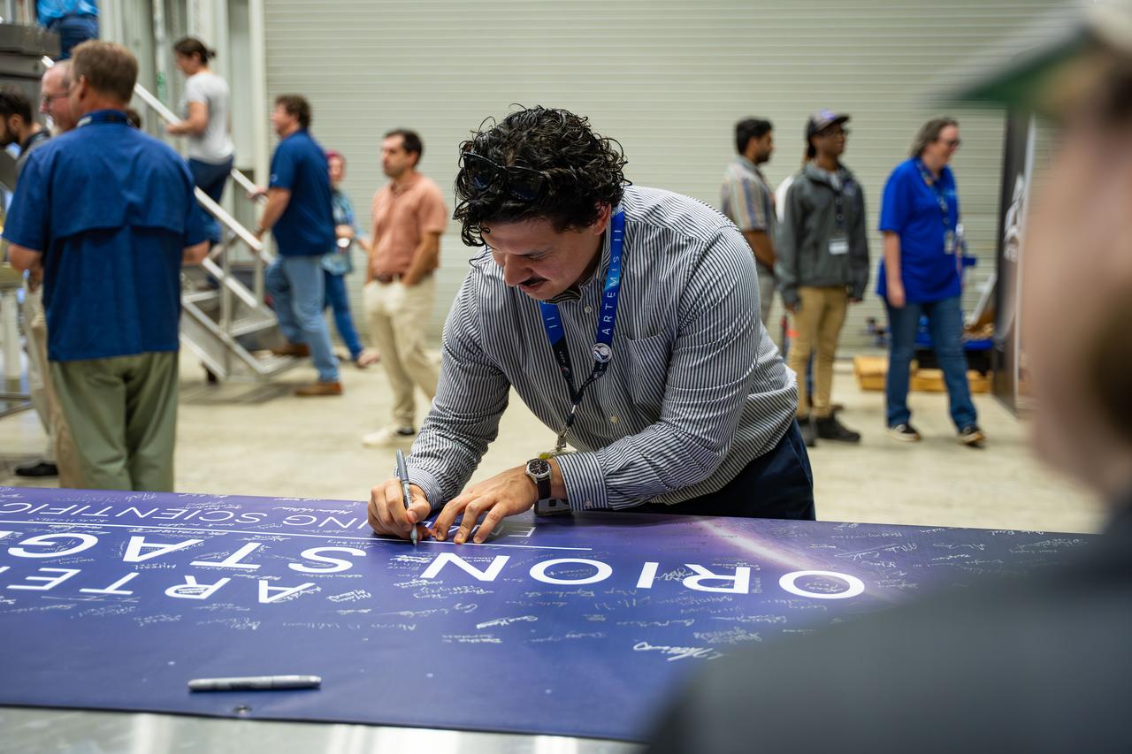 These images show NASA employees attending an event August 14, 2025, at Marshall Space Flight Center in Huntsville, Alabama, to view the Orion stage adapter for Artemis II before it is transported to NASA’s Kennedy Space Center in Florida. Manufactured entirely at NASA Marshall, the adapter plays a crucial role in connecting the SLS (Space Launch System) rocket’s interim cryogenic propulsion stage to the Orion spacecraft. This adapter is the final piece of SLS hardware to be delivered to Kennedy Space Center in preparation for the Artemis II mission.
